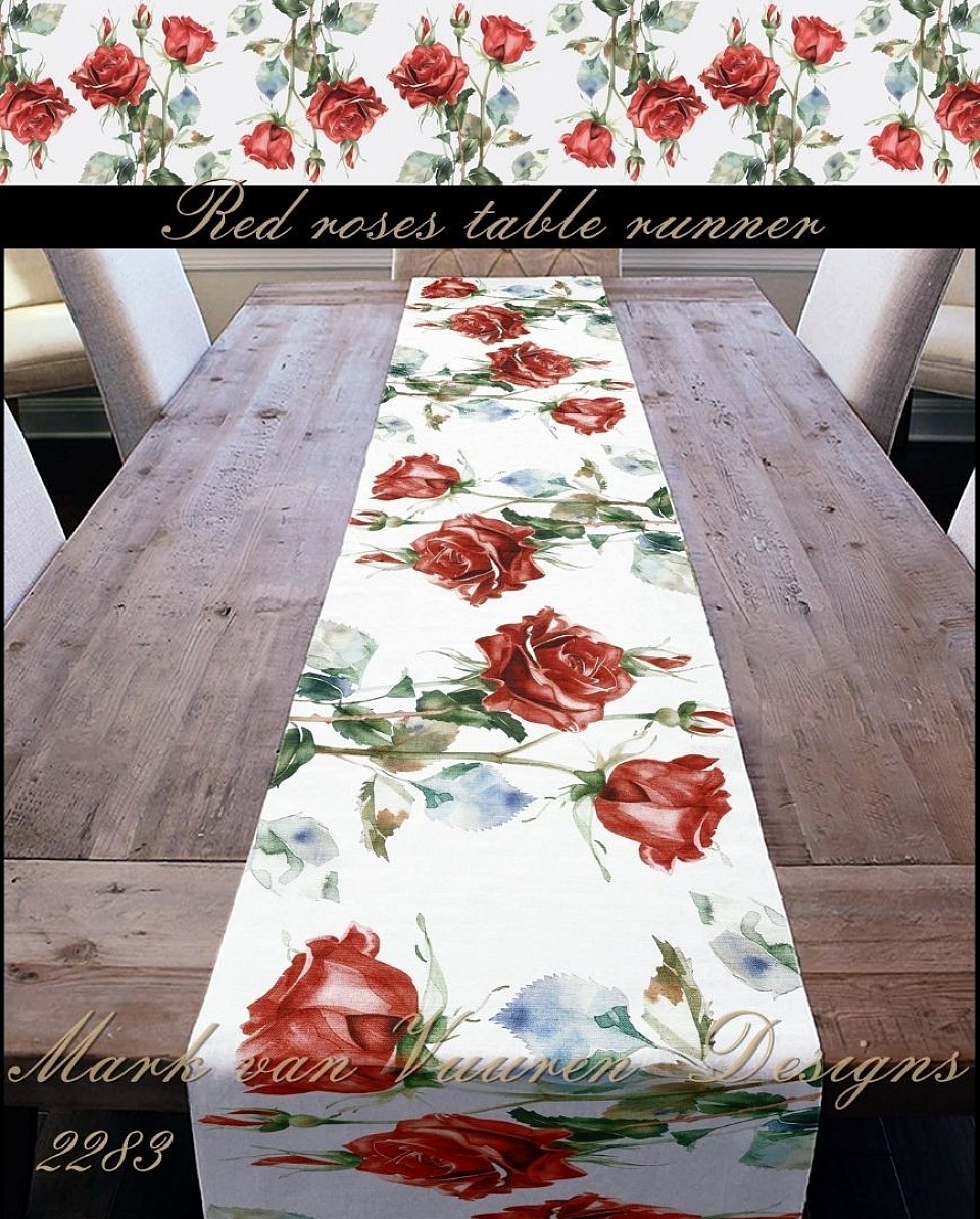 Red roses table runner
